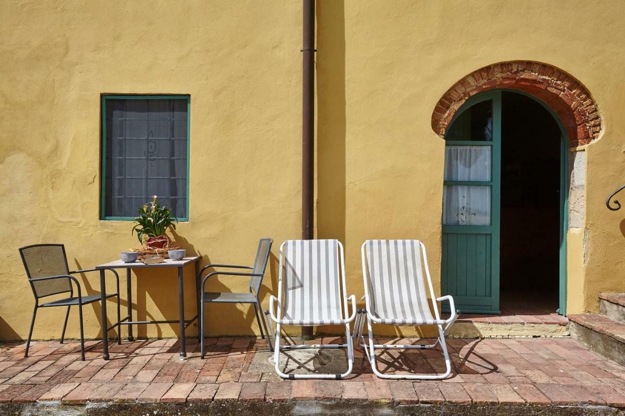 Agriturismo Ca Lo Spelli Hotel Guasticce Luaran gambar